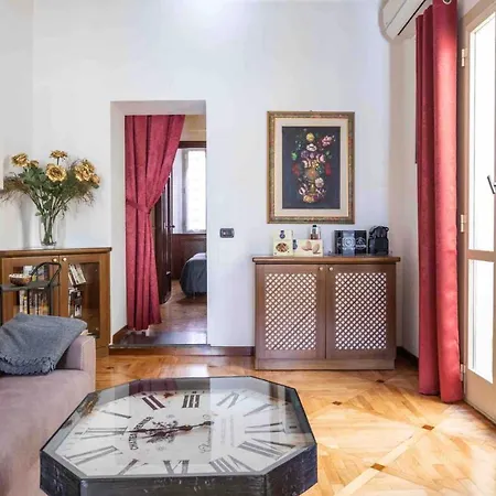 Amazing In Spanish Steps Appartement