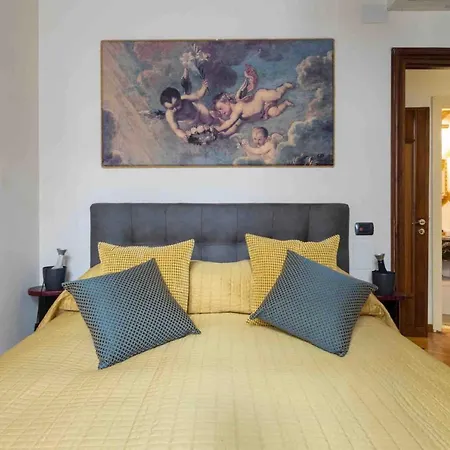 Amazing In Spanish Steps Apartment Rome
